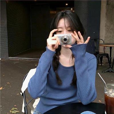 德尔米拉·古维亚上校